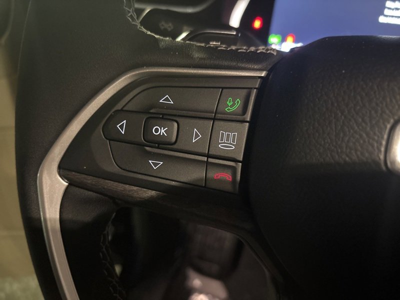 New 2025 Jeep Grand Cherokee Limited w/ Luxury Tech Group II image 25