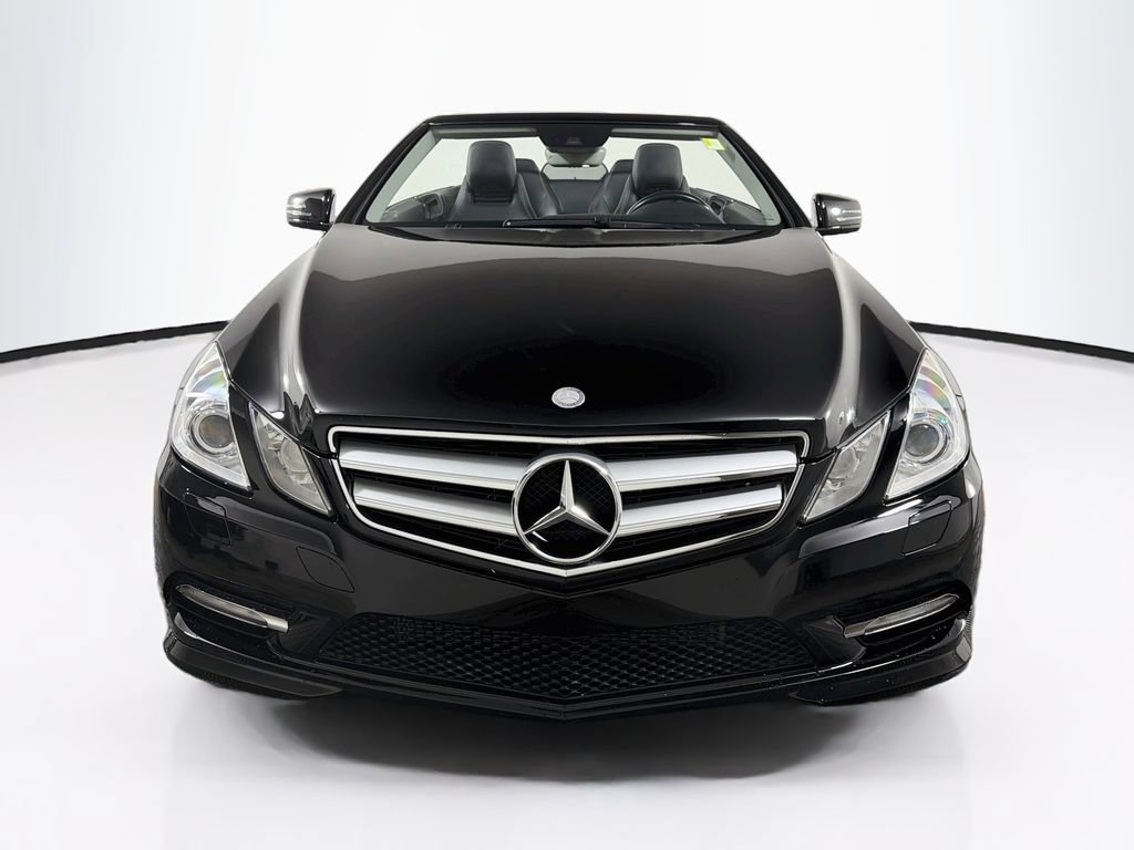 Used 2012 Mercedes-Benz E 550 Cabriolet image 3