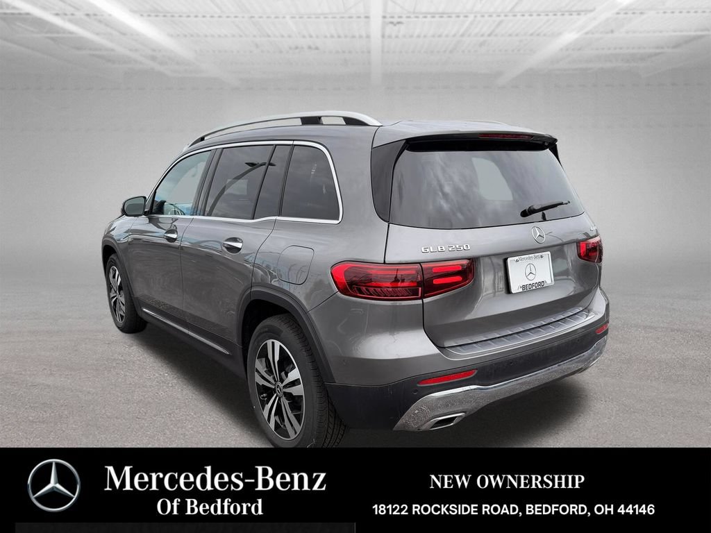 New 2026 Mercedes-Benz GLB 250 4MATIC image 6