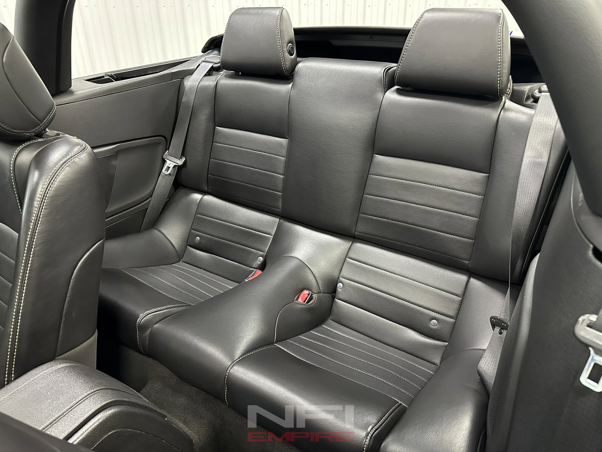 Used 2013 Ford Mustang GT Premium w/ Security Pkg image 40