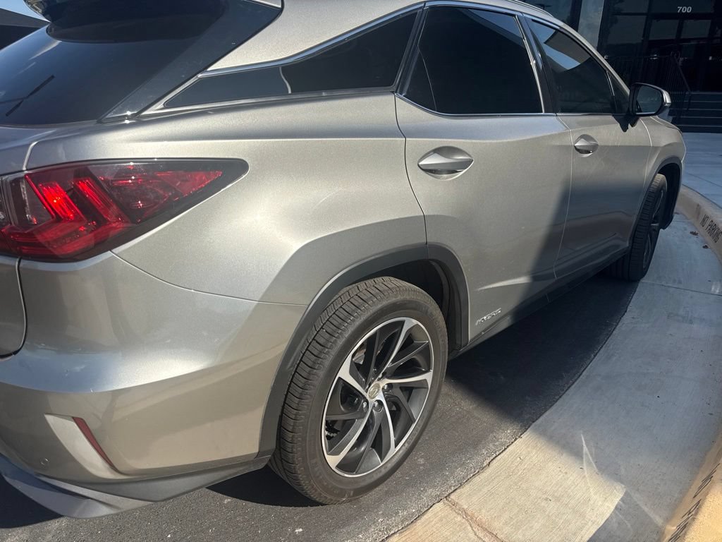 Used 2017 Lexus RX 450h AWD w/ Luxury Package image 4