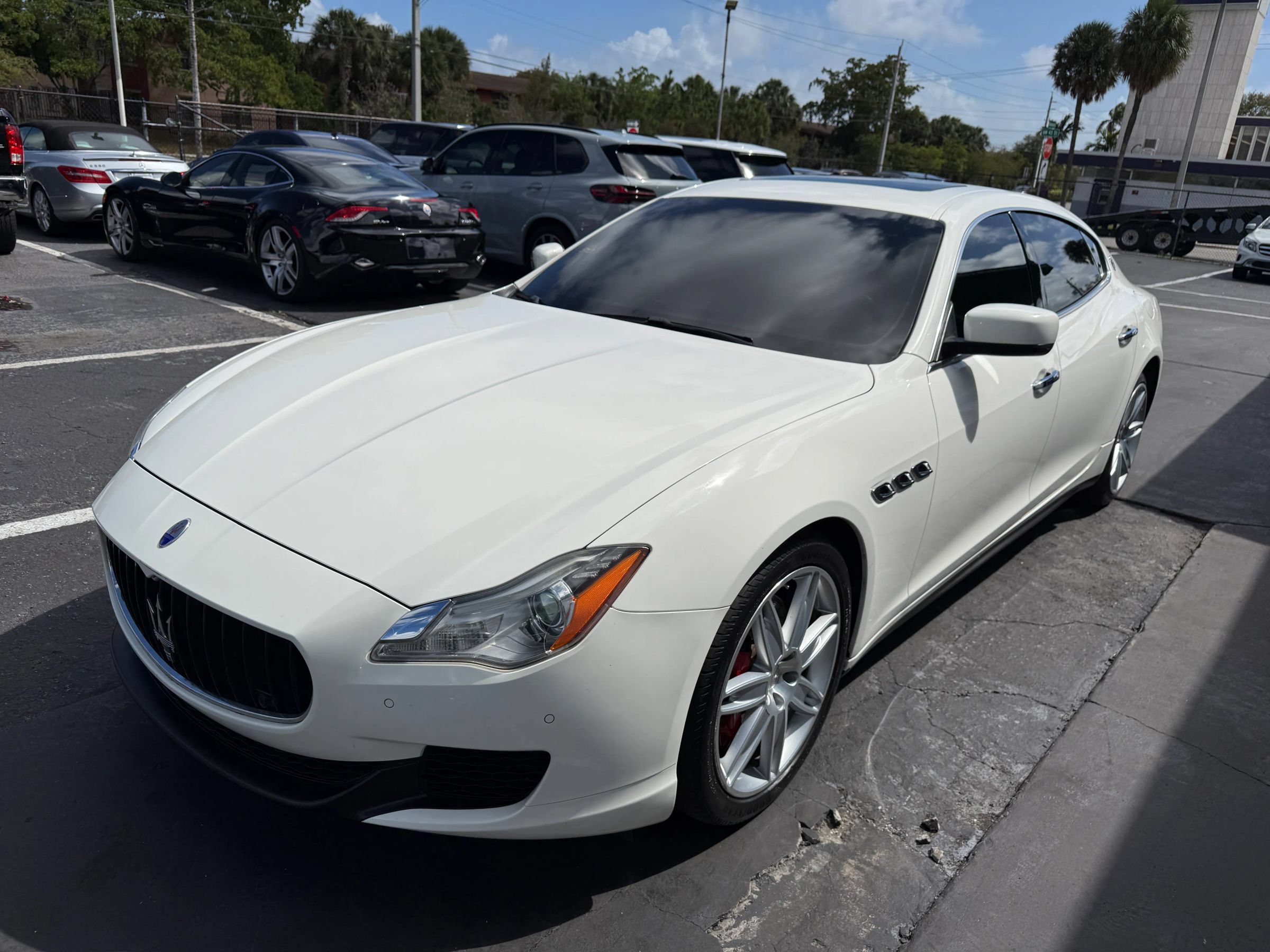 Used 2015 Maserati Quattroporte S Q4 AWD/4WD image 6