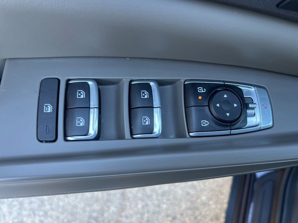 Certified 2025 Kia Carnival EX image 48