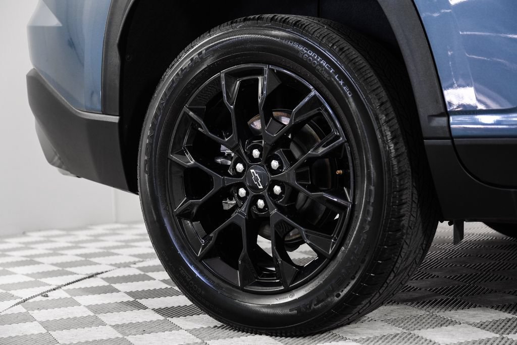 Used 2024 Chevrolet Traverse LT w/ Midnight/Sport Edition FWD image 59