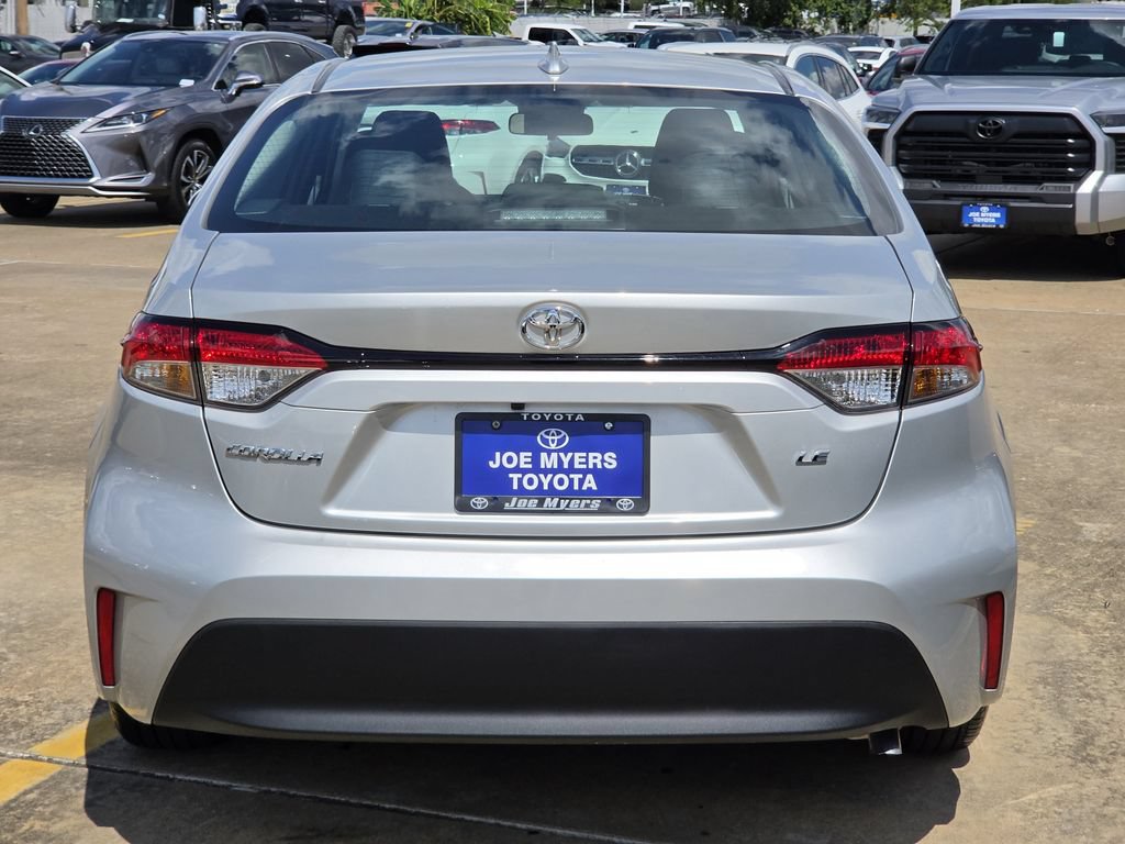 Used 2026 Toyota Corolla LE FWD image 8
