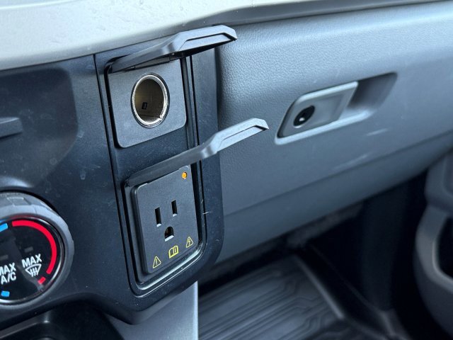 Used 2023 Ford F250 XLT w/ XLT Premium Package image 32