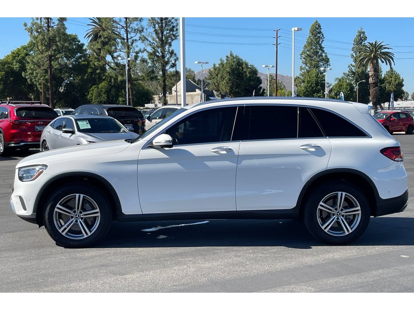 Used 2021 Mercedes-Benz GLC 300 image 3