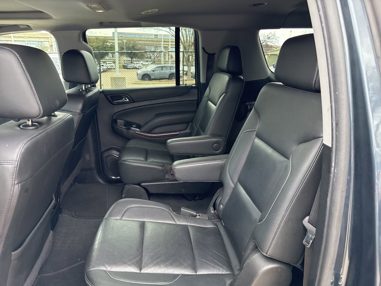 Used 2020 GMC Yukon XL SLT w/ Value Plus Edition image 5