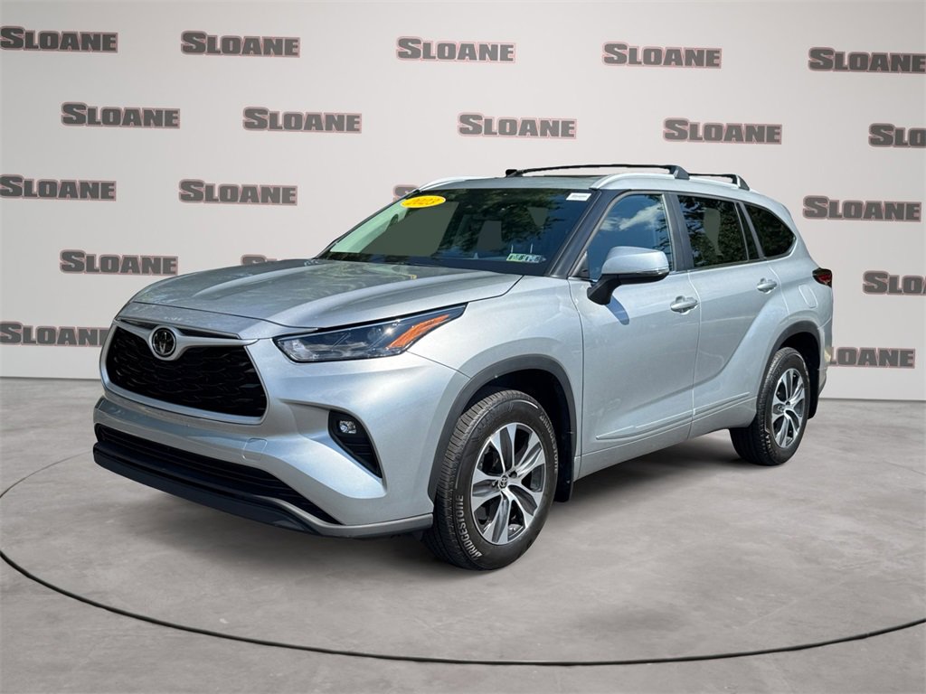 Used 2023 Toyota Highlander XLE
