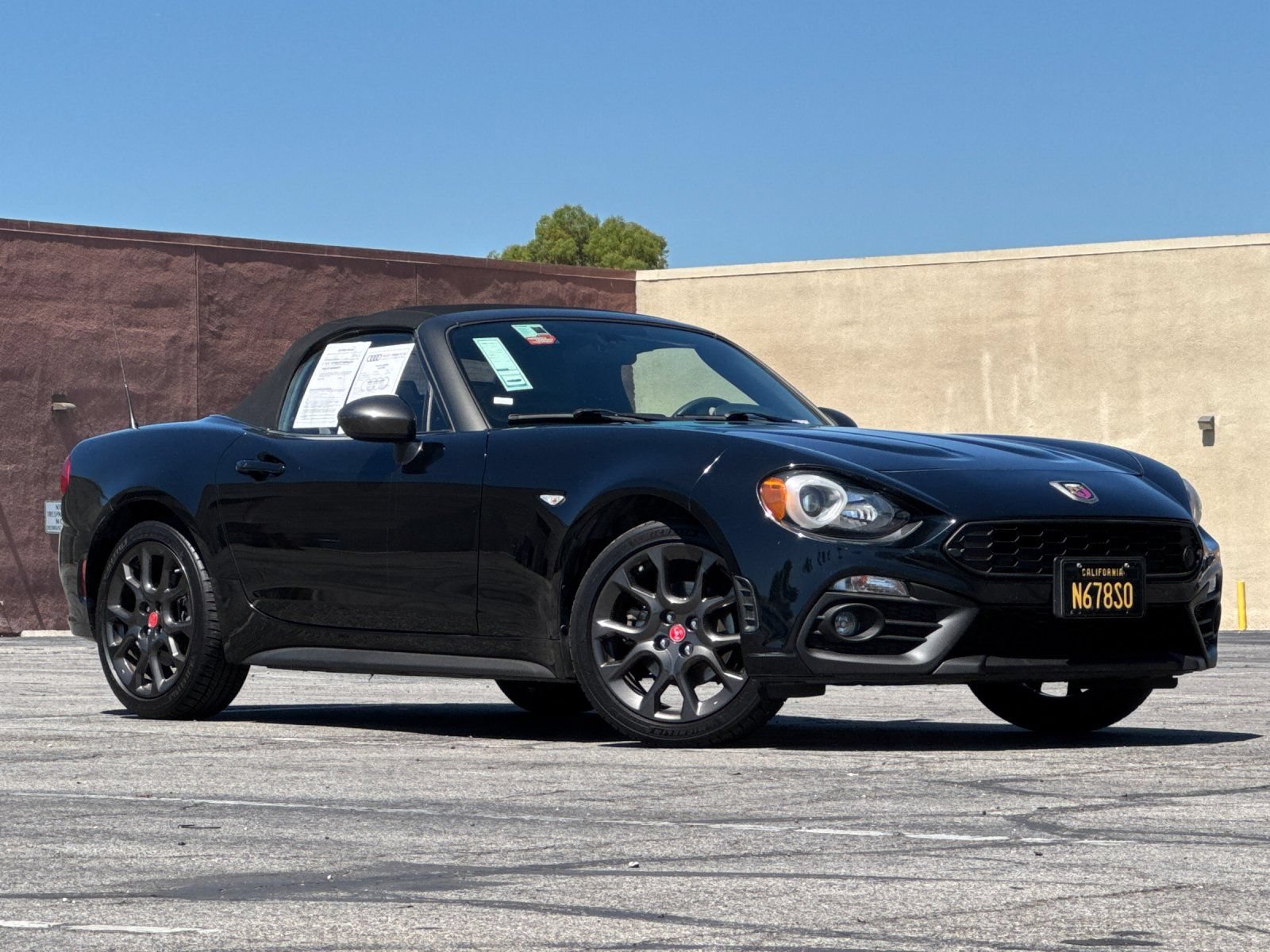 Used 2018 FIAT 124 Spider Abarth w/ Navigation & Sound Group RWD image 7