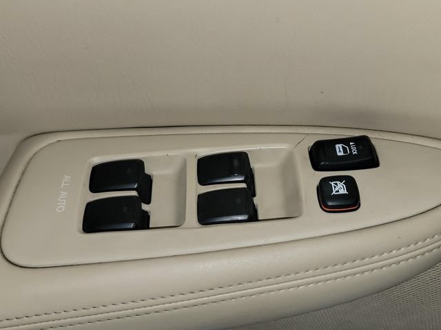Used 2005 Lexus ES 330 FWD image 32