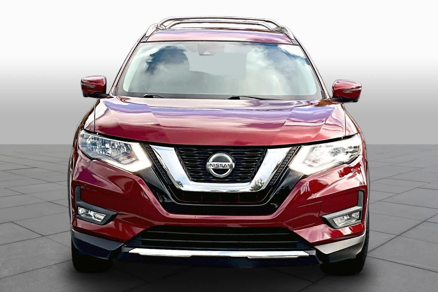 Used 2018 Nissan Rogue SL FWD image 4