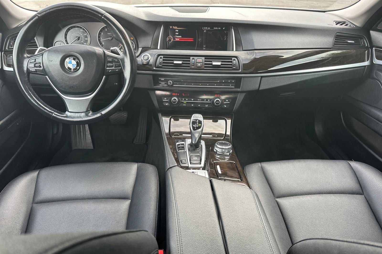 Used 2016 BMW 528i Sedan image 17