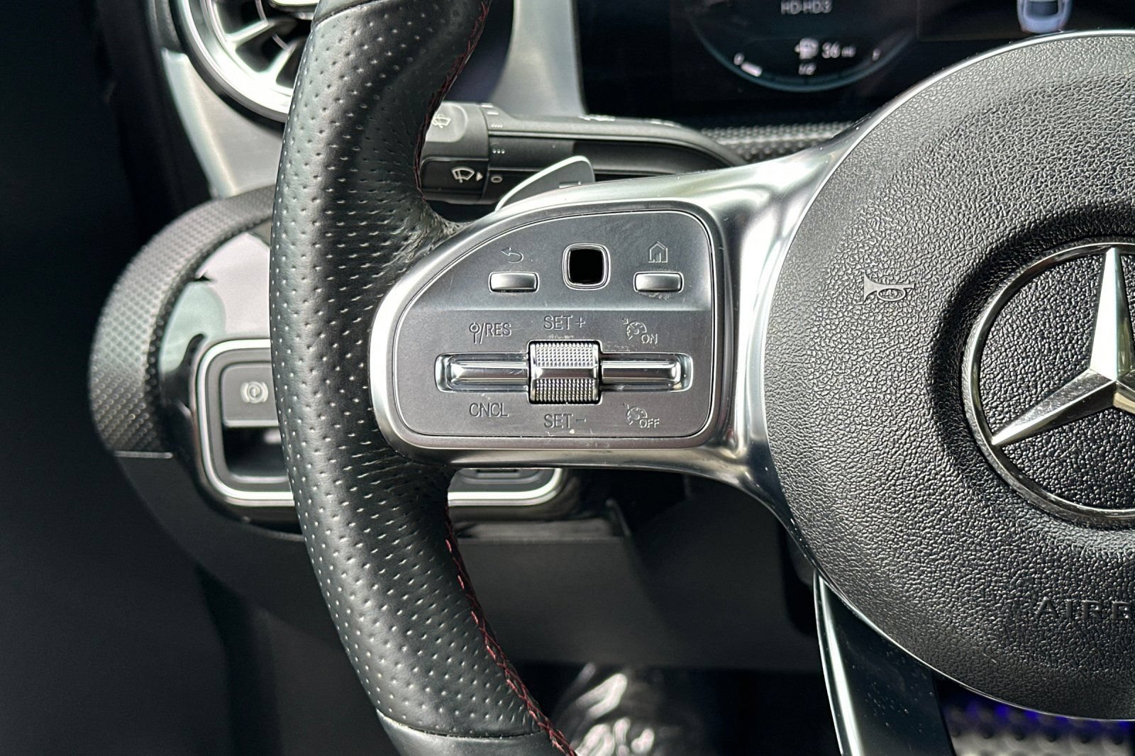 Used 2022 Mercedes-Benz CLA 35 AMG 4MATIC image 28