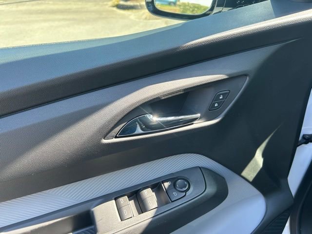 New 2027 Chevrolet Bolt LT w/ Comfort Package image 17