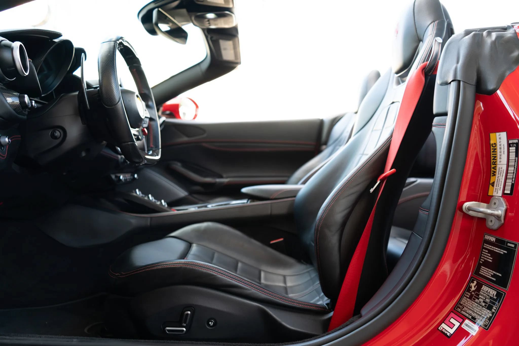 Used 2023 Ferrari Portofino M RWD image 19