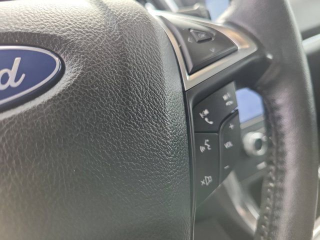 Certified 2022 Ford Edge Titanium AWD/4WD image 26
