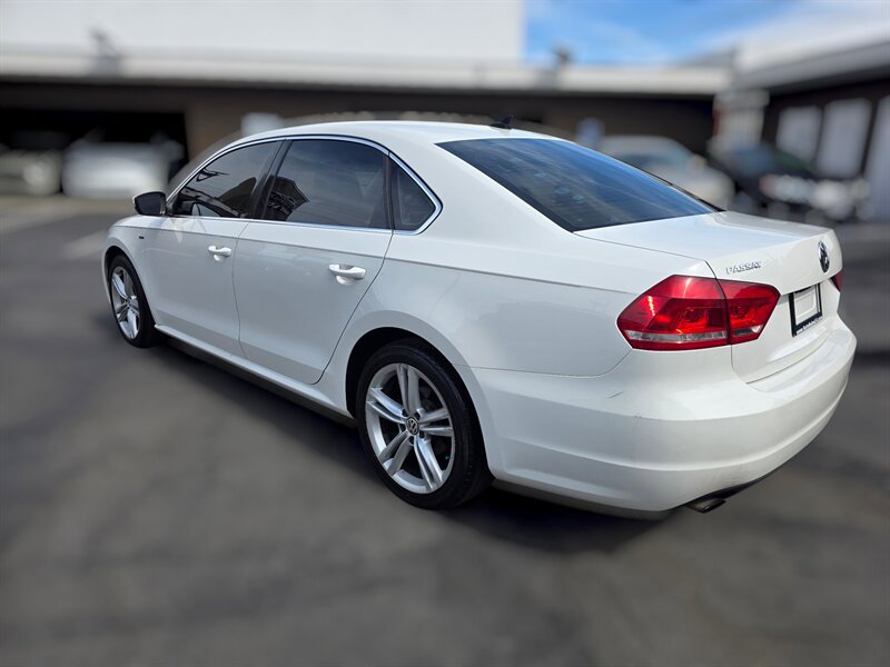 Used 2015 Volkswagen Passat 1.8T Limited Edition FWD image 6