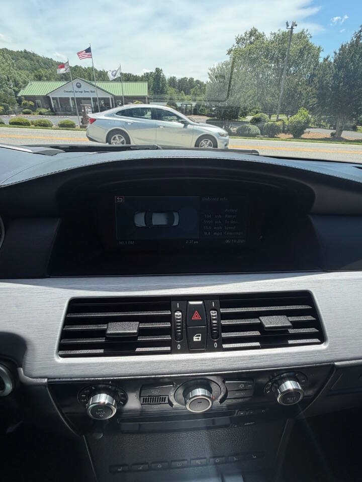 Used 2007 BMW M5 RWD image 18