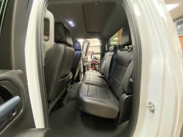 Used 2022 Chevrolet Silverado 2500 LTZ w/ Safety Package AWD/4WD image 18