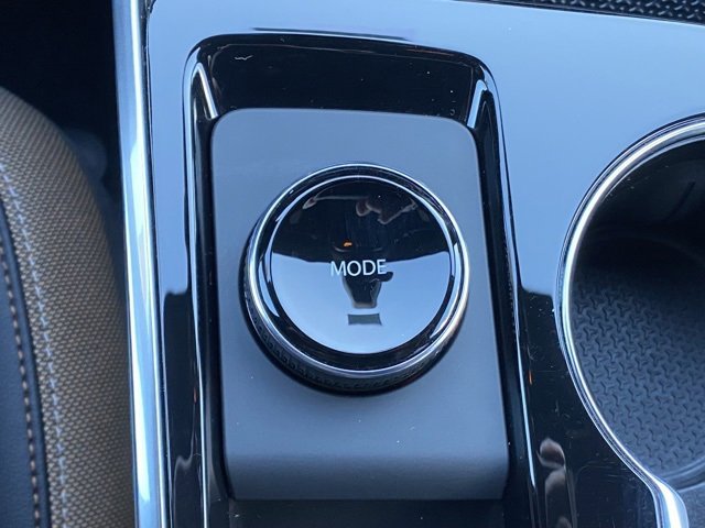 Used 2025 Chevrolet Equinox ACTIV w/ Safety and Technology Package image 22