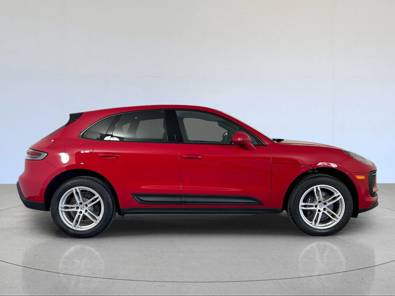 New 2026 Porsche Macan image 9