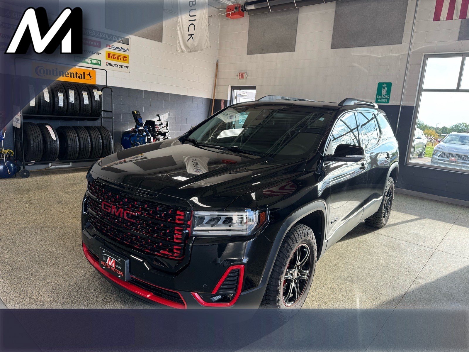 Used 2021 GMC Acadia AT4 w/ Trailering Package AWD/4WD image 1