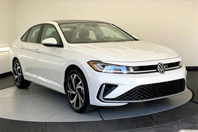 New 2026 Volkswagen Jetta SEL image 1