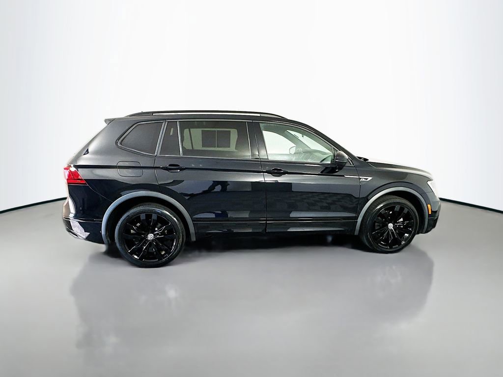 Used 2021 Volkswagen Tiguan SE R-Line image 8