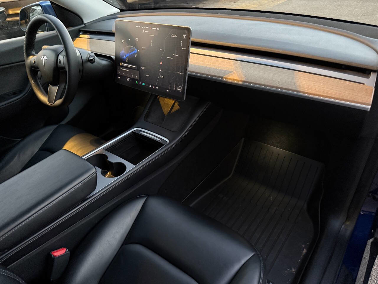 Used 2021 Tesla Model Y Long Range image 23