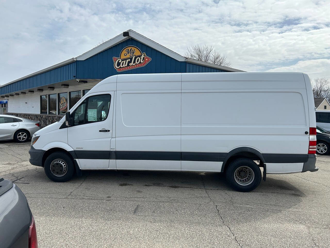 Used 2015 Mercedes-Benz Sprinter 3500 image 8