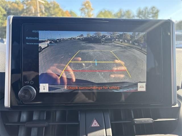 Used 2025 Toyota RAV4 LE FWD image 18