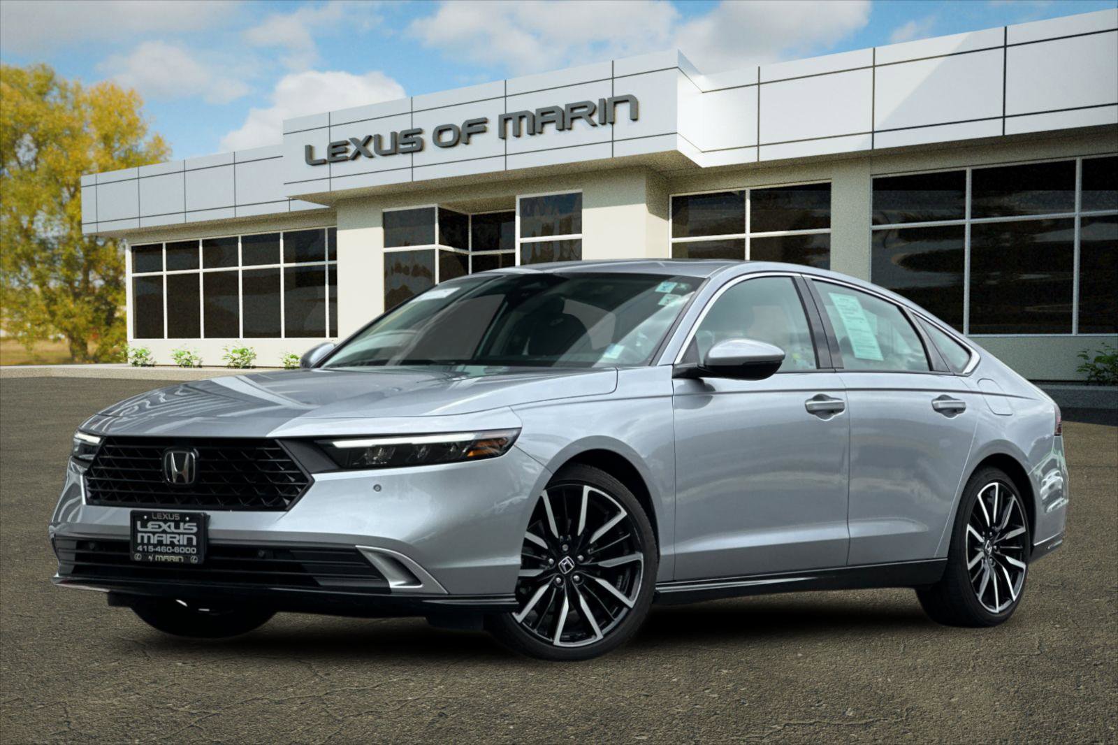 Used 2023 Honda Accord Touring image 1