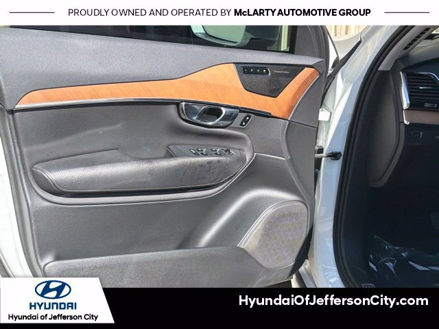 Used 2021 Volvo XC90 T5 Momentum w/ Advanced Package AWD/4WD image 17