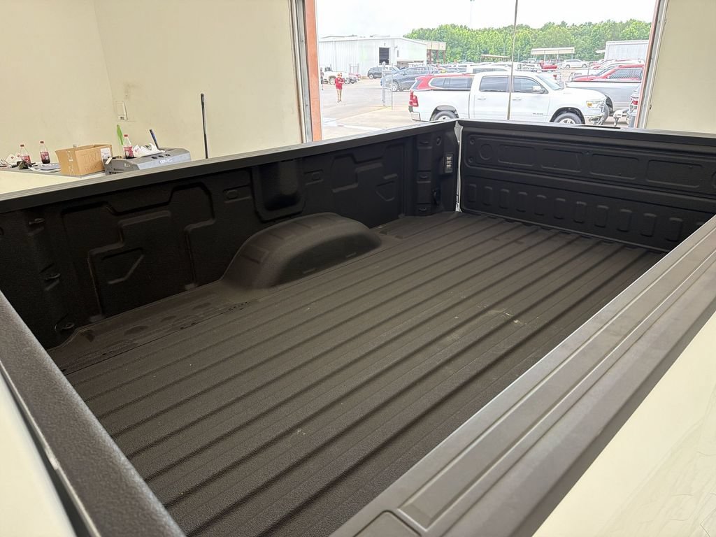 Used 2025 Chevrolet Silverado 2500 Custom w/ Custom Value Package AWD/4WD image 36