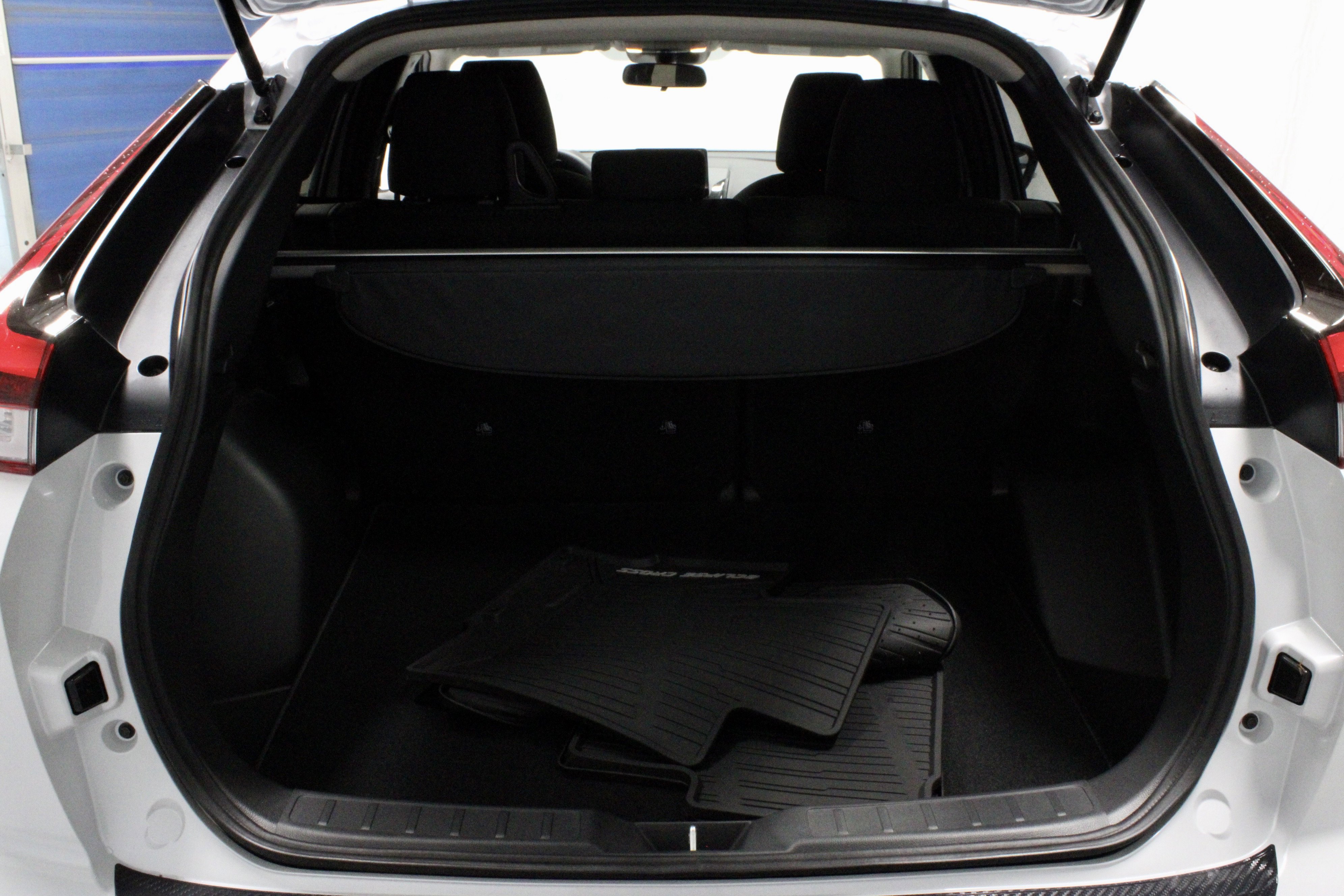 New 2026 Mitsubishi Eclipse Cross LE image 13