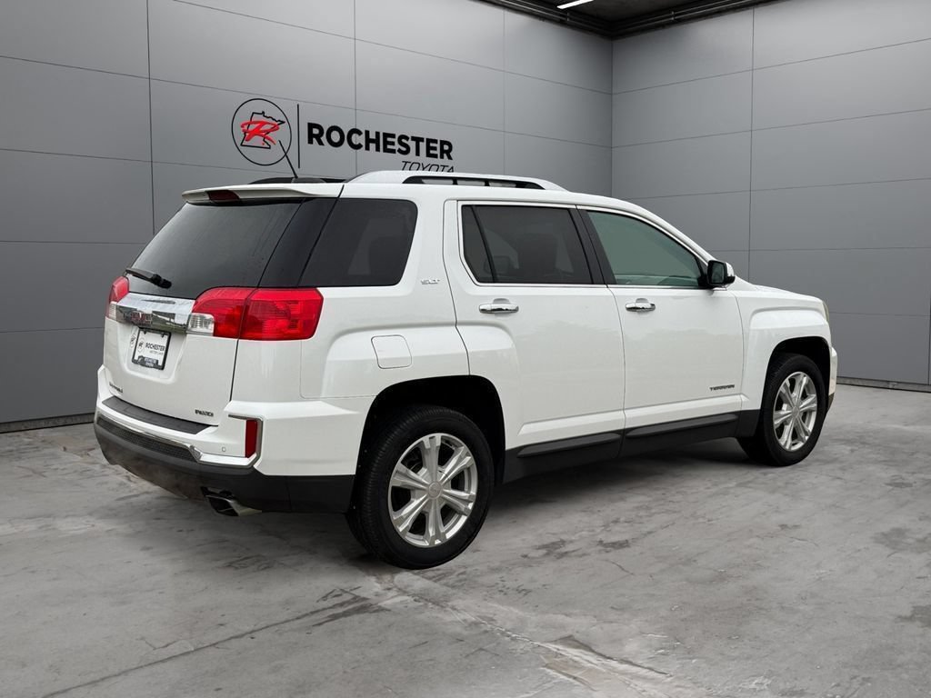 Used 2017 GMC Terrain SLT w/ Open Road Package AWD/4WD image 4