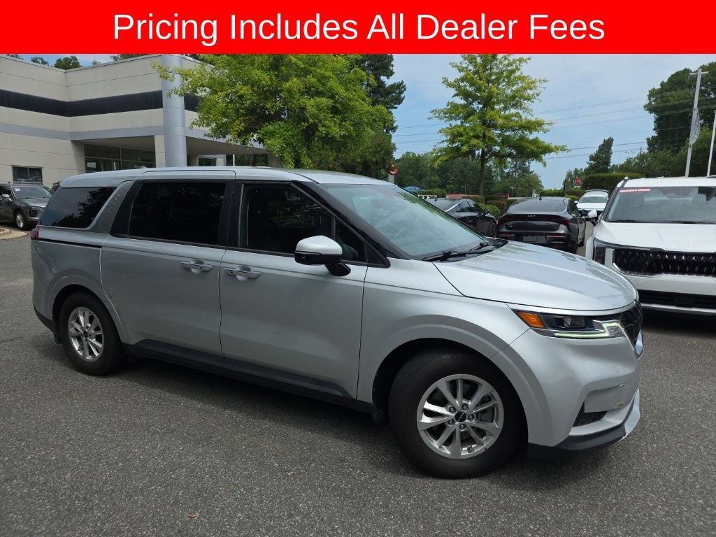 Certified 2022 Kia Carnival LX FWD image 9