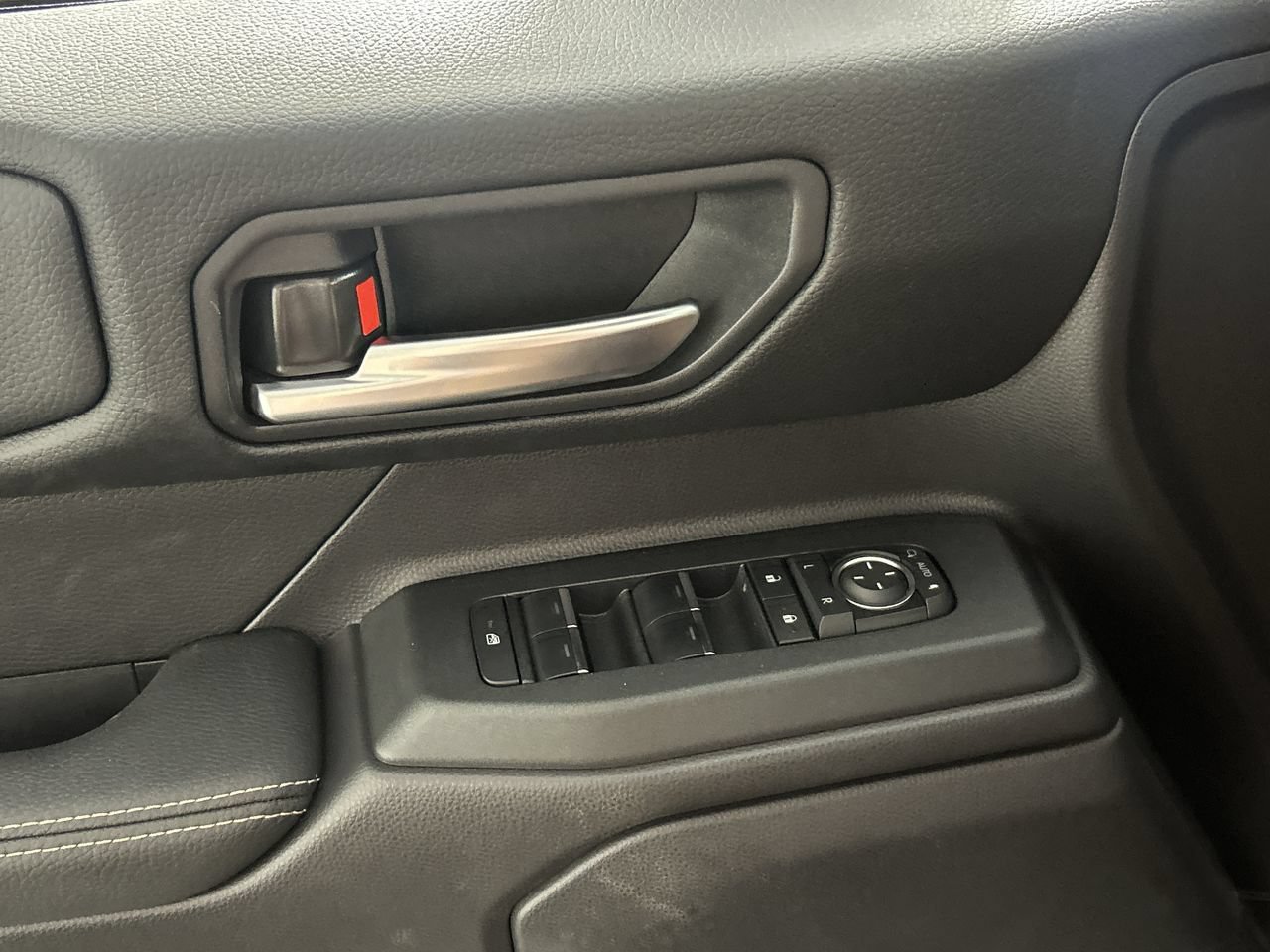 Used 2026 Toyota Land Cruiser AWD/4WD image 19