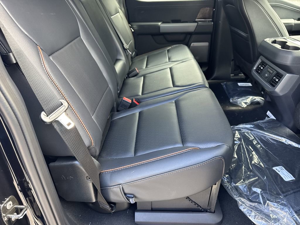 New 2026 Ford F250 Lariat w/ Black Appearance Package image 15