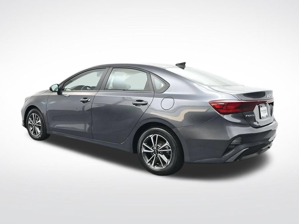 Used 2024 Kia Forte LXS FWD image 6