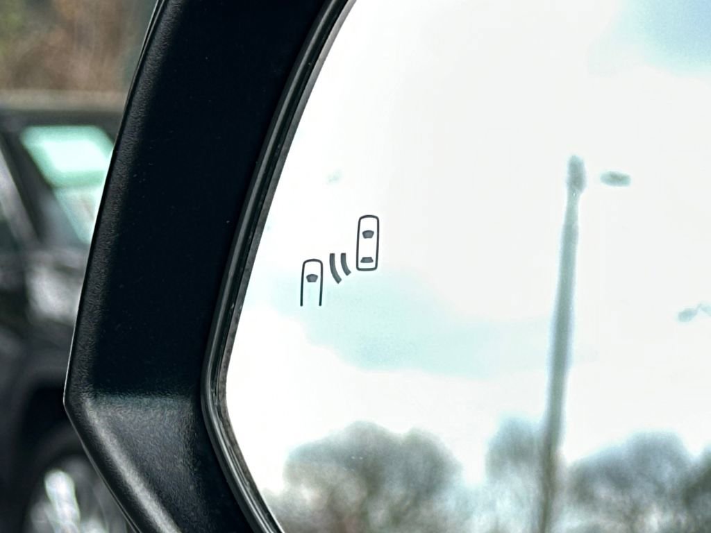 Used 2023 Toyota RAV4 LE image 16