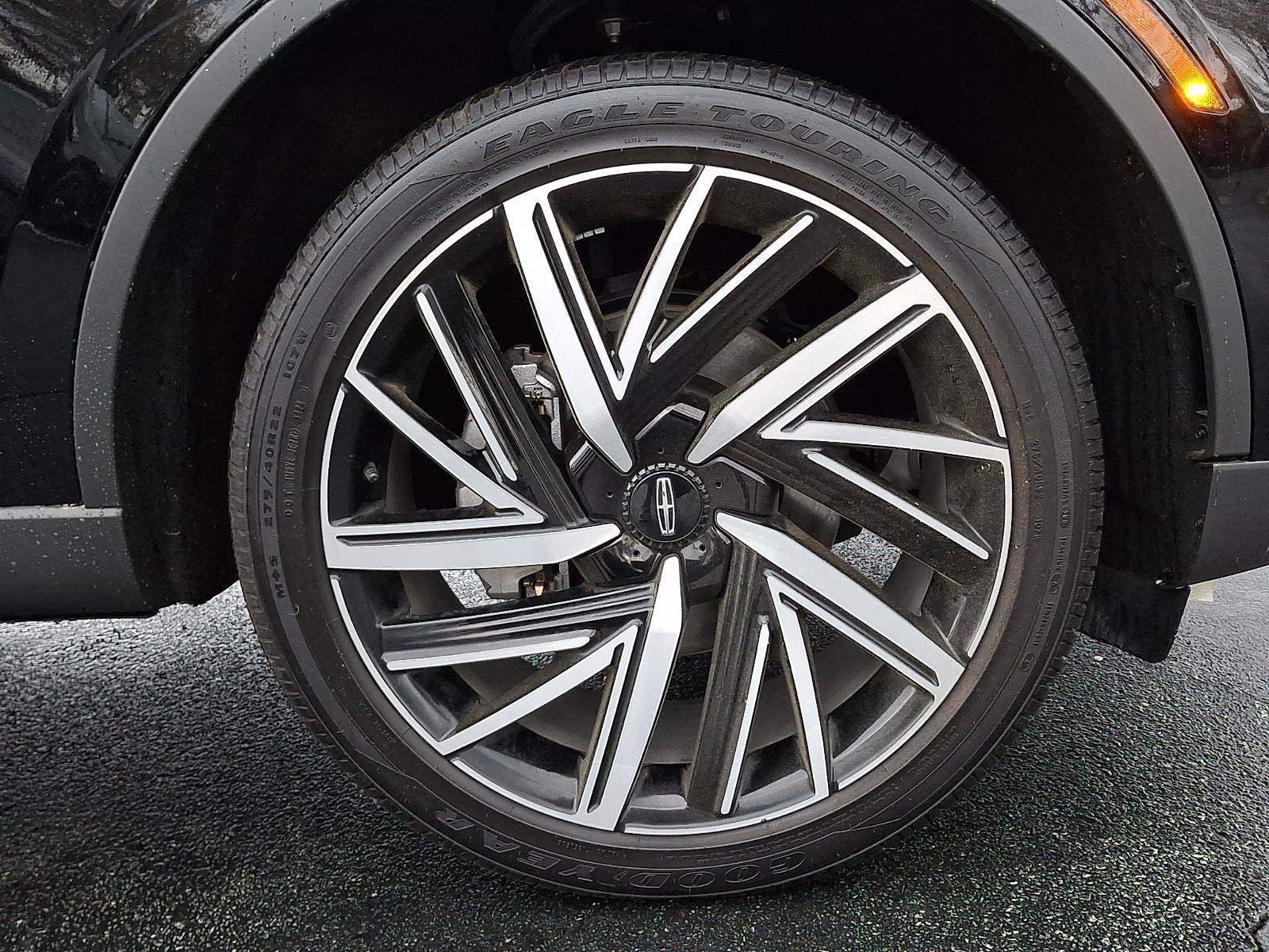 Used 2025 Lincoln Aviator Reserve w/ Equipment Group 201A image 8