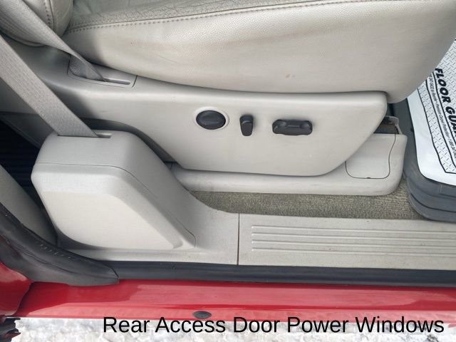 Used 2011 GMC Sierra 1500 SLT image 28