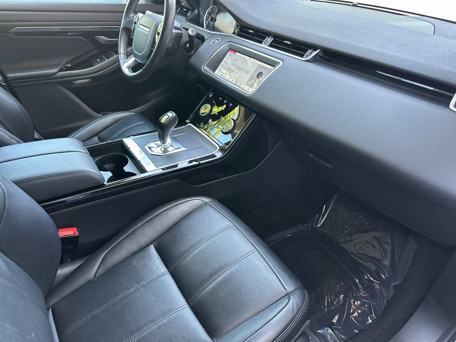 Used 2020 Land Rover Range Rover Evoque S AWD/4WD image 16