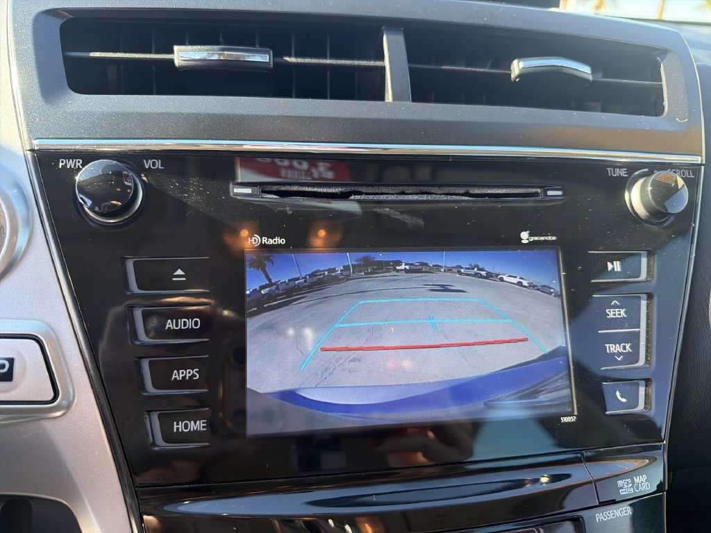 Used 2015 Toyota Prius V Four FWD image 21