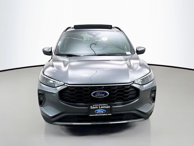 New 2026 Ford Escape ST-Line Select w/ Tech Pack #2 AWD/4WD image 2