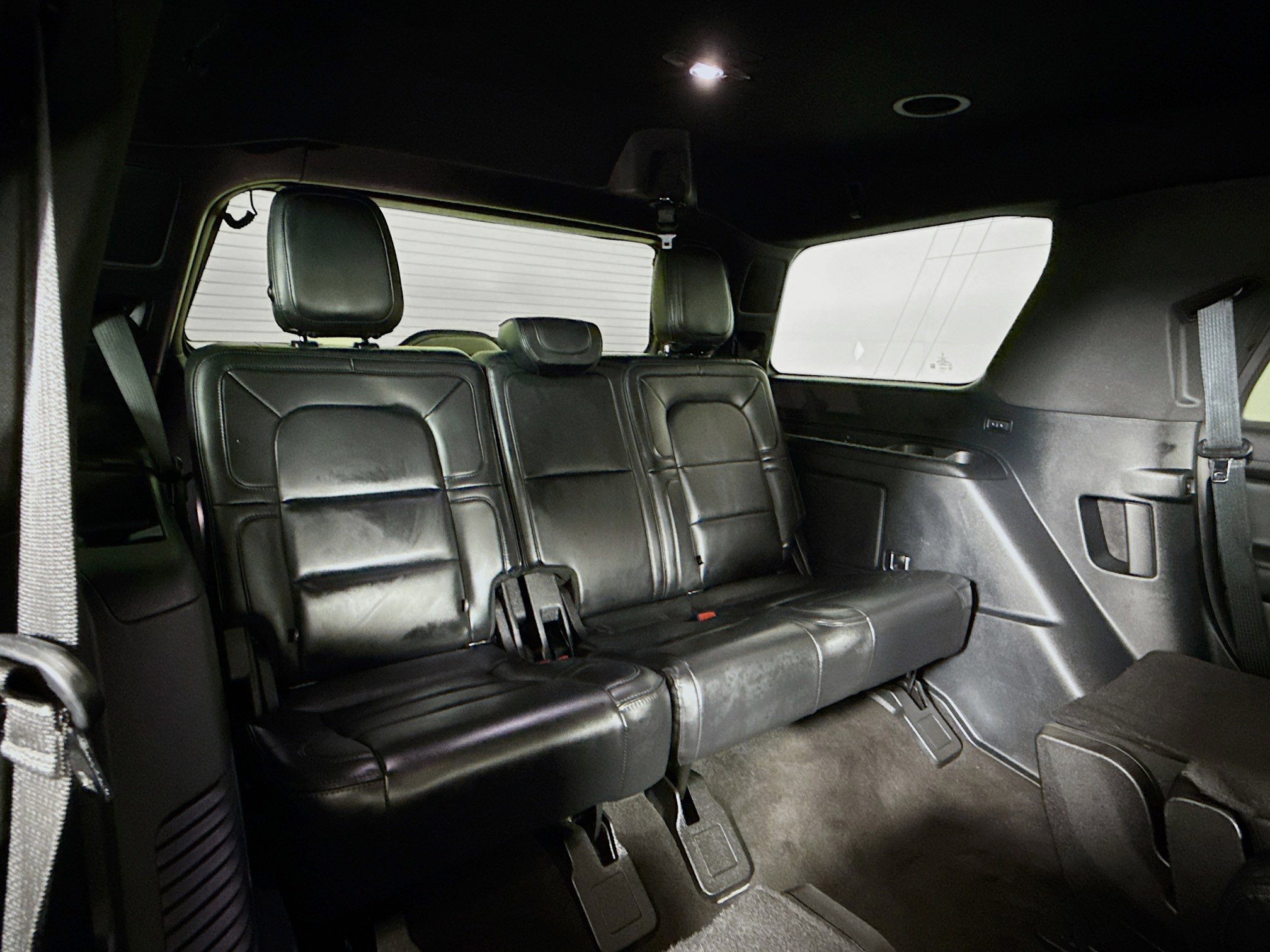 Used 2019 Lincoln Navigator Reserve AWD/4WD image 27
