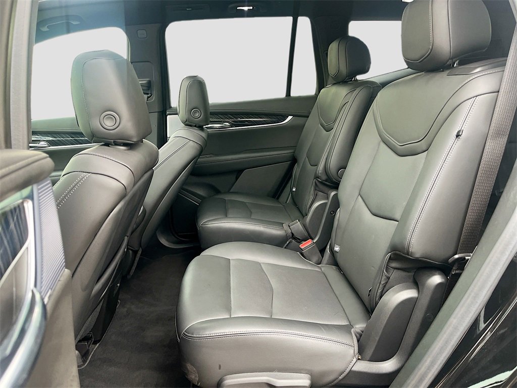 Used 2024 Cadillac XT6 Premium Luxury image 26