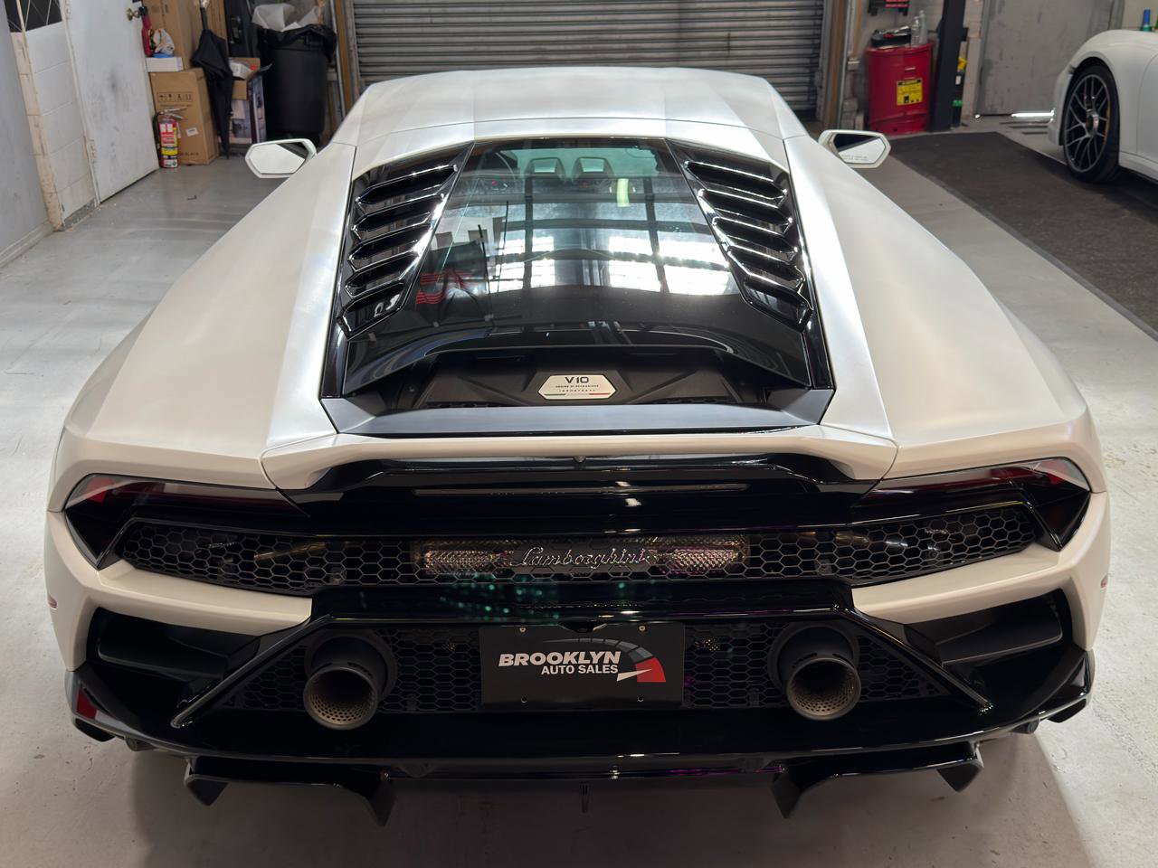 Used 2022 Lamborghini Huracan EVO image 8